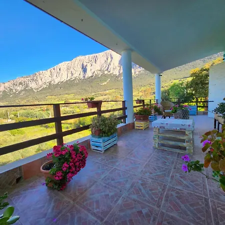 Panoramic House Oliena