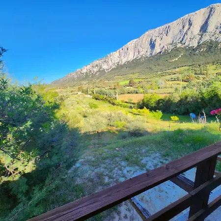 Holiday home Panoramic House Oliena
